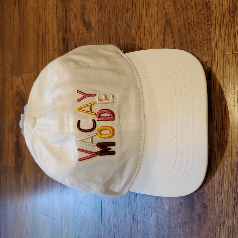 Womens Time and Tru Vacay Mode baseball hat